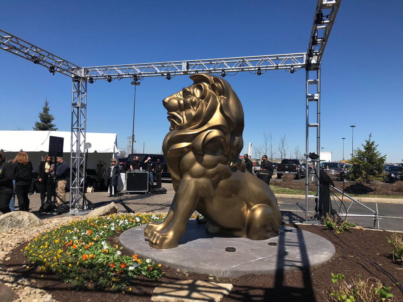 0441e553-3ff0-493b-a89b-e72fc82a1ae5 image